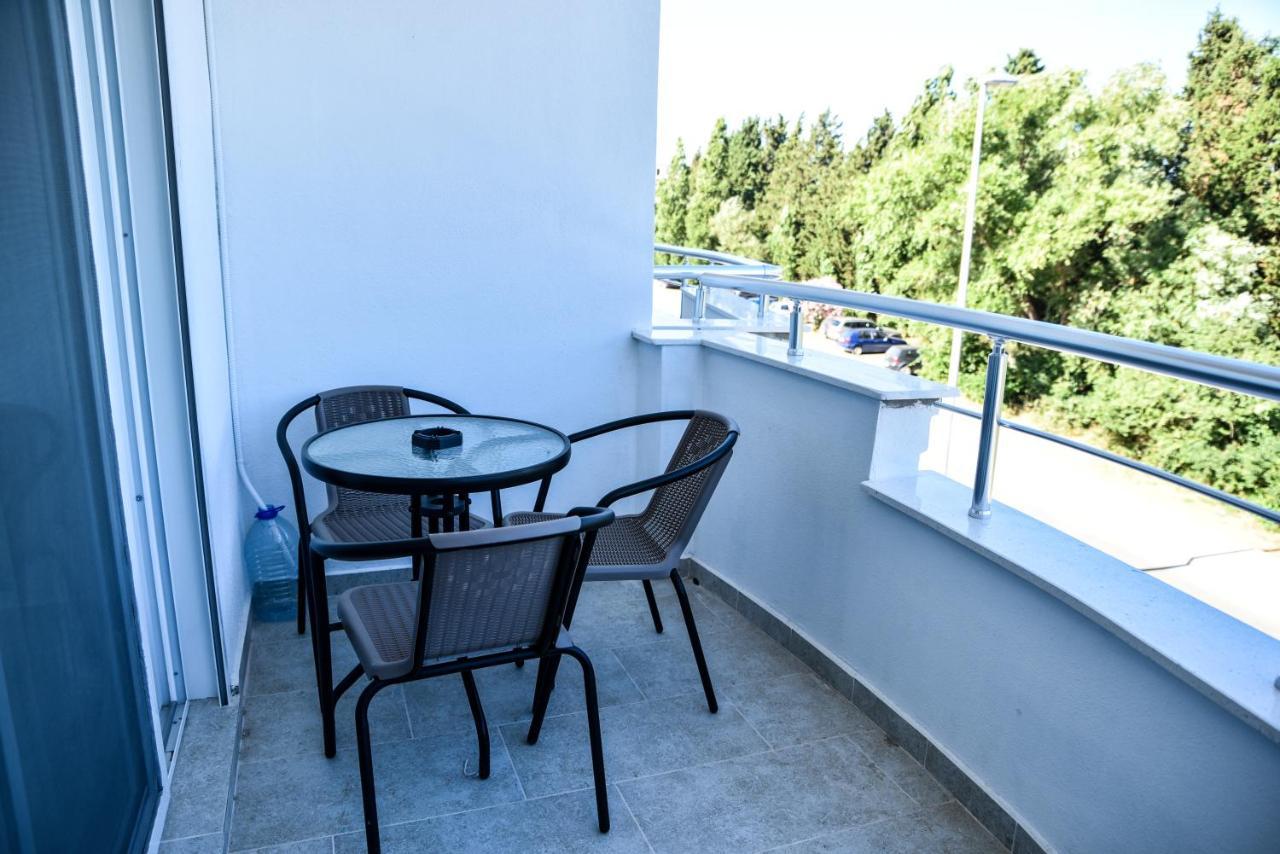 Casa Sinani Hotel Ulcinj Bagian luar foto