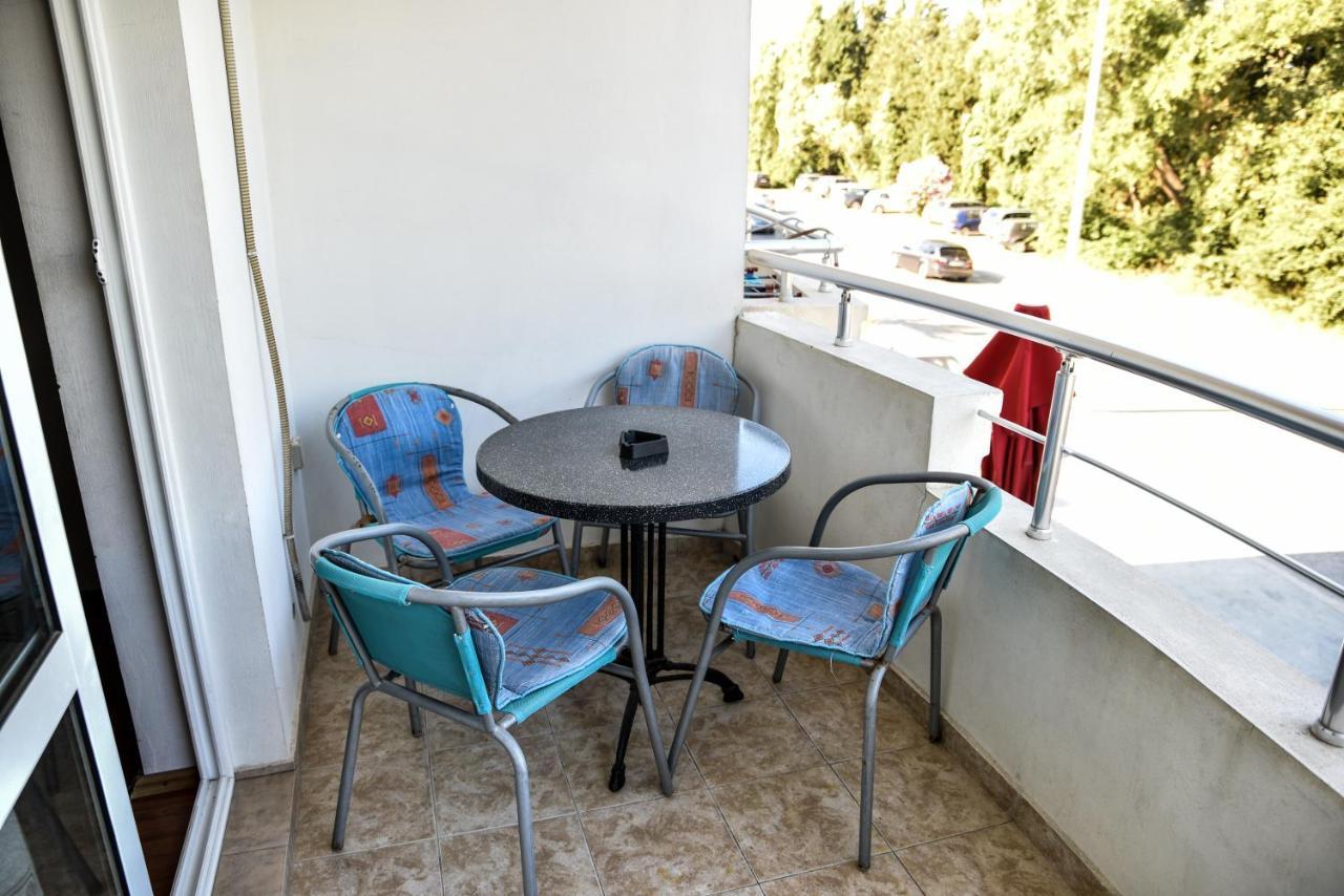 Casa Sinani Hotel Ulcinj Bagian luar foto