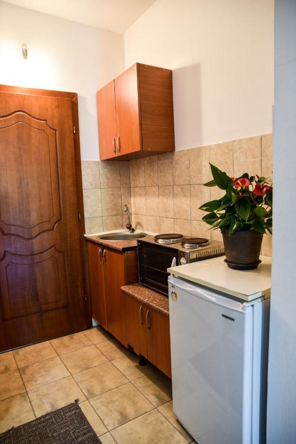 Casa Sinani Hotel Ulcinj Bagian luar foto