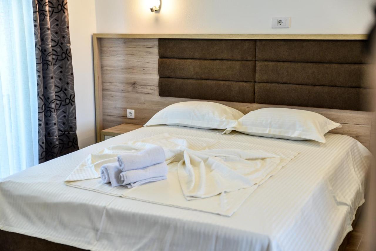 Casa Sinani Hotel Ulcinj Bagian luar foto