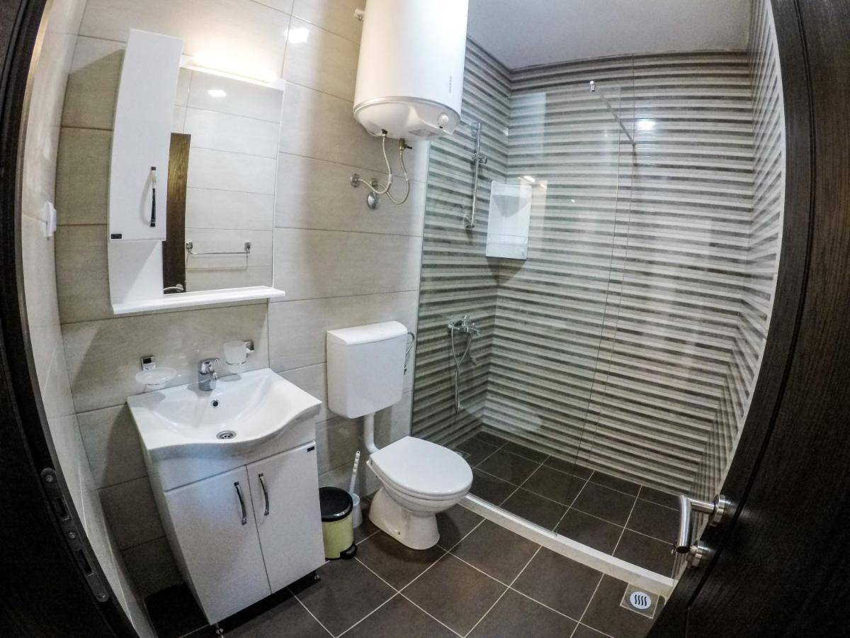 Casa Sinani Hotel Ulcinj Bagian luar foto