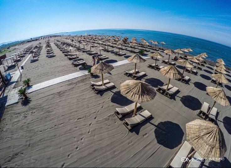Casa Sinani Hotel Ulcinj Bagian luar foto